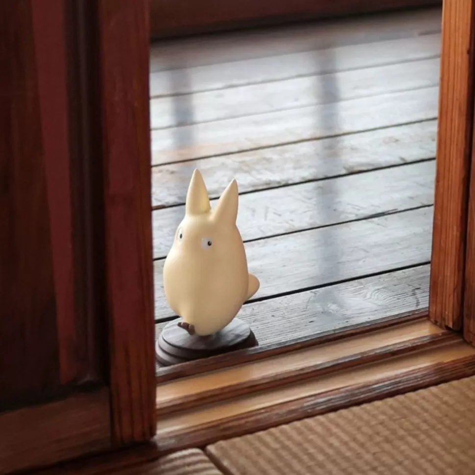 Maison Ghibli Small Totoro Walking Pocket Statue - My Neighbor Totoro- Statues